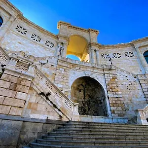 https://domus-cagliari.in-sardinia.net